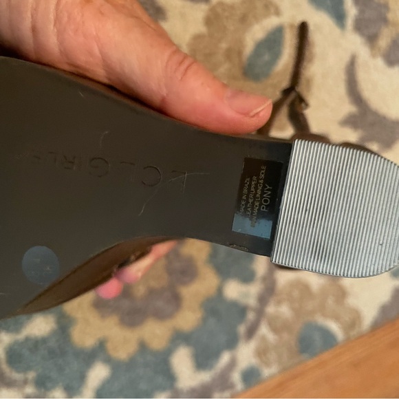 BCBG platform shoes - Picture 5 of 5